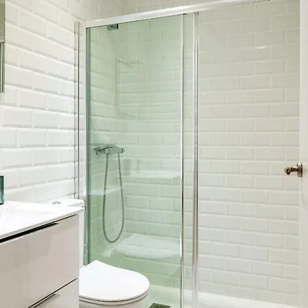 Apartamento Minimalista En El Corazón De *